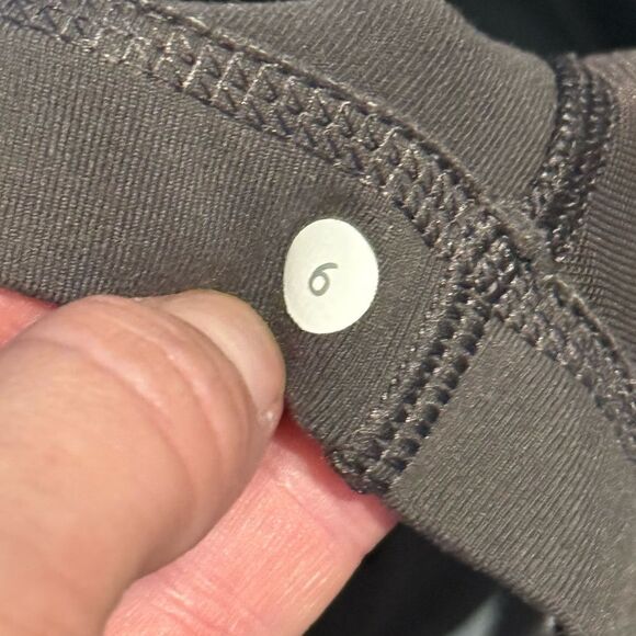 lululemon athletica Brown and Cream Long Sleeve Top - Picture 5 of 5